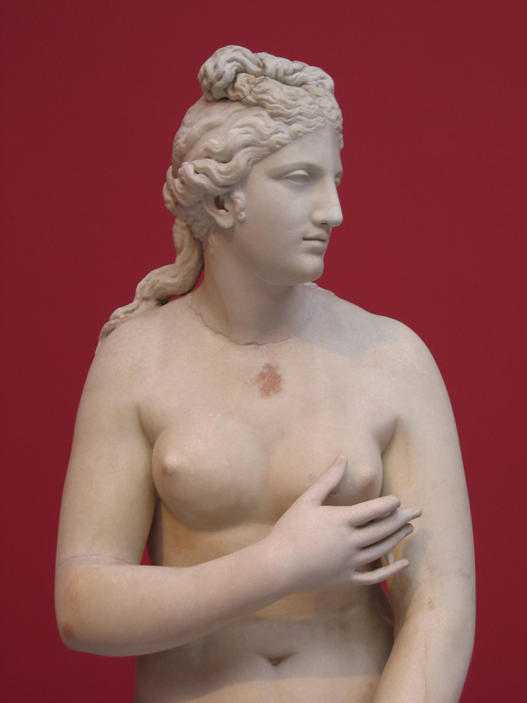 Busto-de-Afrodita-(Museo-Arqueológico)