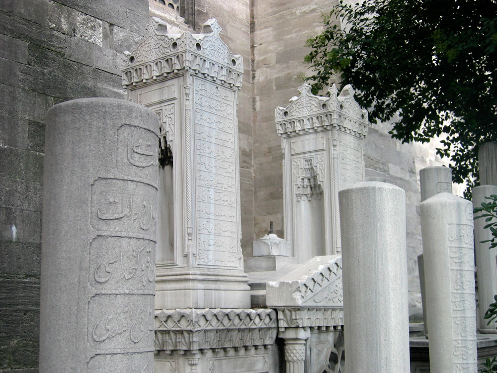 Cementerio-en-la-mezquita-de-Fatih