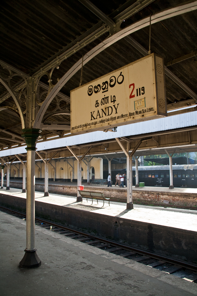Estación-de-tren-de-Kandy-III