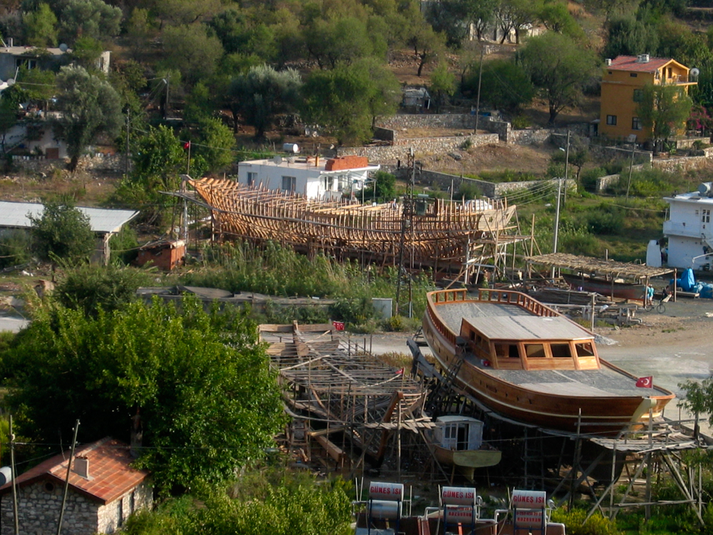 Fabricación-de-barcos-en-Selimiye