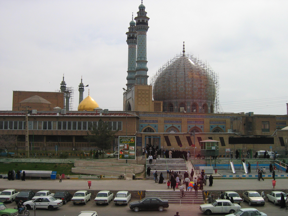 Mausoleo-de-Fatima-en-Qom