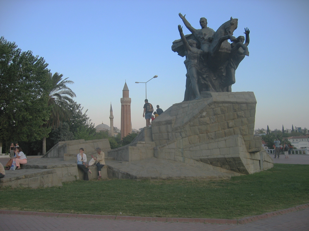 Monumento-a-Atatürk
