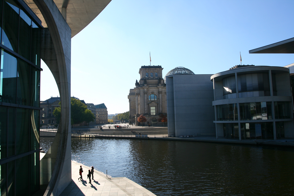 Reichstag-III-(Cancillería)
