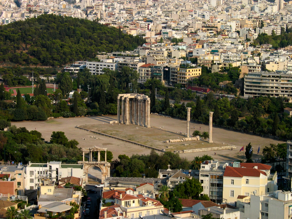 Templo-de-Zeus-Olímpico-y-Puerta-de-Adriano