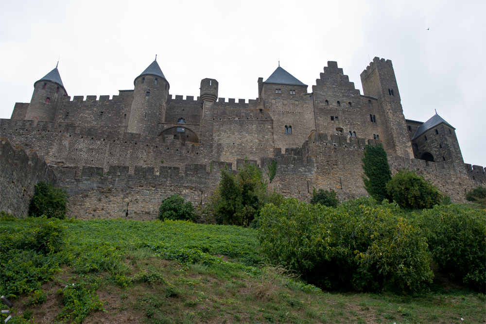 Ciudad-histórica-fortificada-de-Carcasona-(Carcassone)-en-Francia